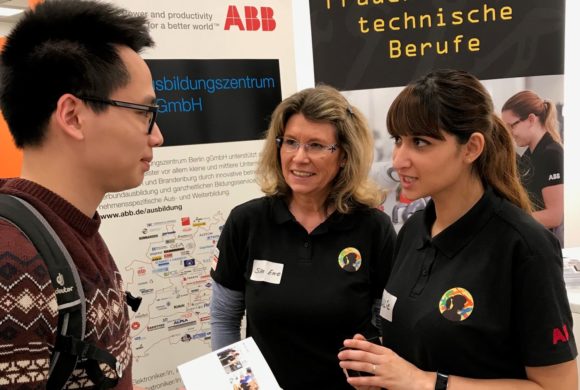 girlsatec auf der Schüler-Messe Stuzubi girlsatec auf der Schüler-Messe Stuzubi