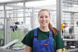 Elektronikerin für Automatisierungstechnik