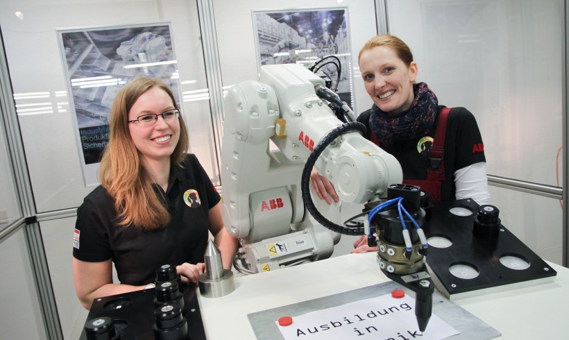 Einladung zum girlsatec day! Einladung zum girlsatec day!