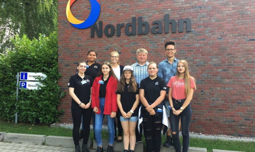 „Das Studium erfüllt mich nicht“, sagt Maliya bei girlsatec „Das Studium erfüllt mich nicht“, sagt Maliya bei girlsatec