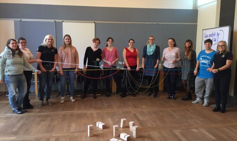 girlsatec-Botschafterinnen im Wochenendseminar girlsatec-Botschafterinnen im Wochenendseminar