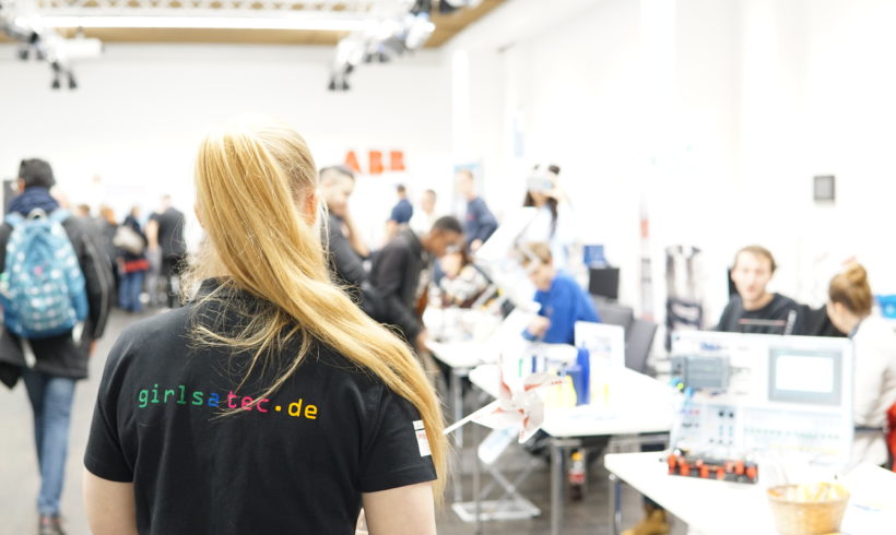 Tag der offenen Tür im Ausbildungszentrum Tag der offenen Tür im Ausbildungszentrum