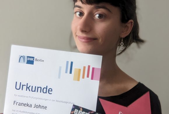 Ausgezeichnete Mechatronikerin! Ausgezeichnete Mechatronikerin!